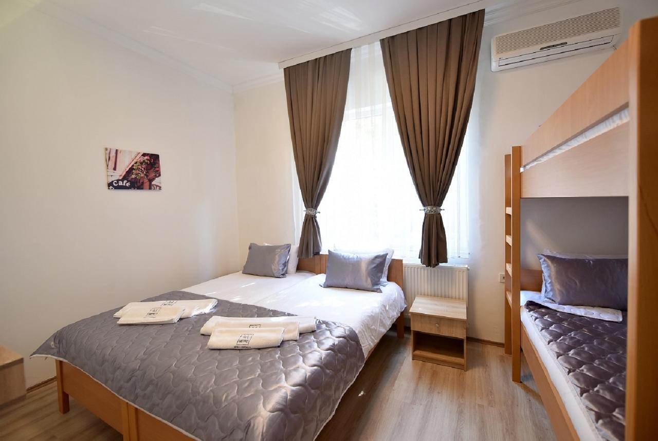 Villa Nina Hotel&Lounge bar Skopje Exteriör bild